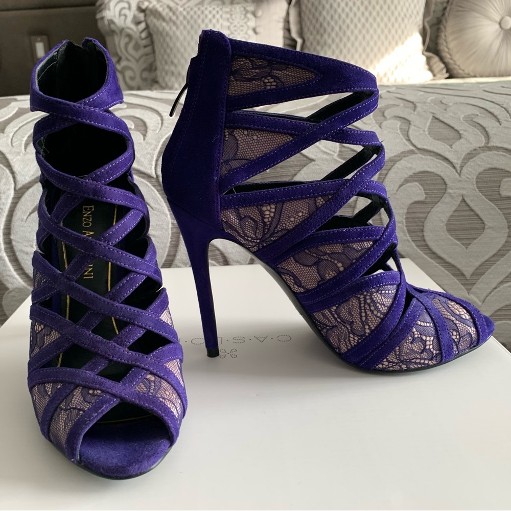 Enzo Angiolini purple suede open-toed heels, size 6